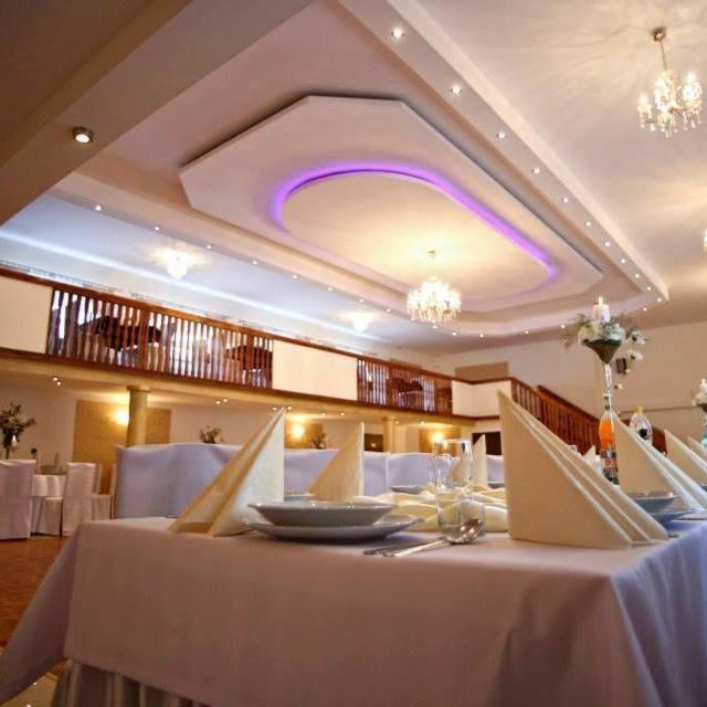Restauracja Hotel Kassandra Września Exterior foto